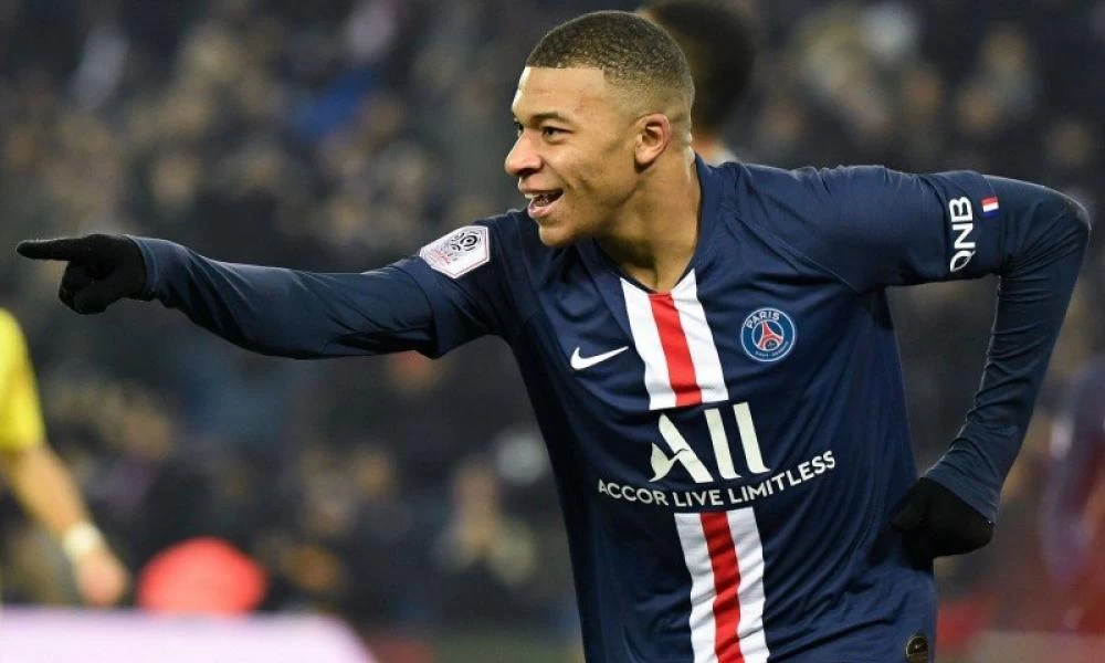 Αυτός είναι ο πιο γρήγορος ποδοσφαιριστής της Ευρώπης!